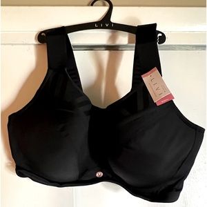 Lane Bryant Livi wicking sports bra